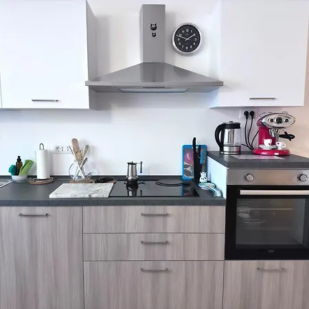 Vicino Al Centro アパート *